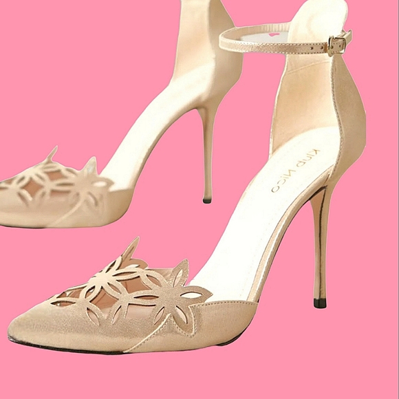 Anthropologie 🦋Rose Gold 🦋Laser Cut Toe🦋Size 8 - Picture 6 of 16